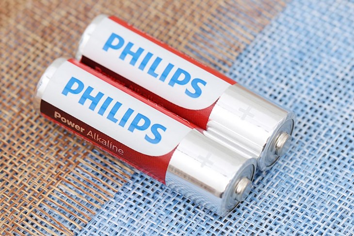 Pin AA 2 viên Alkaline Philips LR6P2B có độ an toàn cao, ít xảy ra cháy nổ