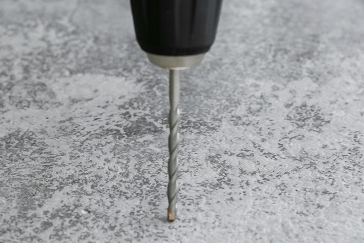 Mũi khoan bê tông Crownman 0104060 6 mm được làm từ chất liệu hợp kim cao cấp giúp khoan sâu vào bê tông nhanh chóng