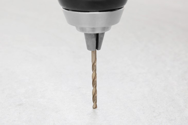 Mũi khoan inox Bosch HSS-Co 3 mm được làm bằng hợp kim chống mài mòn