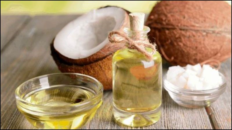 Trắng răng nhờ sử dụng dầu dừa cũng là phương pháp gây trắng răng tự nhiên Trắng răng nhờ sử dụng dầu dừa cũng là phương pháp gây trắng răng tự nhiên