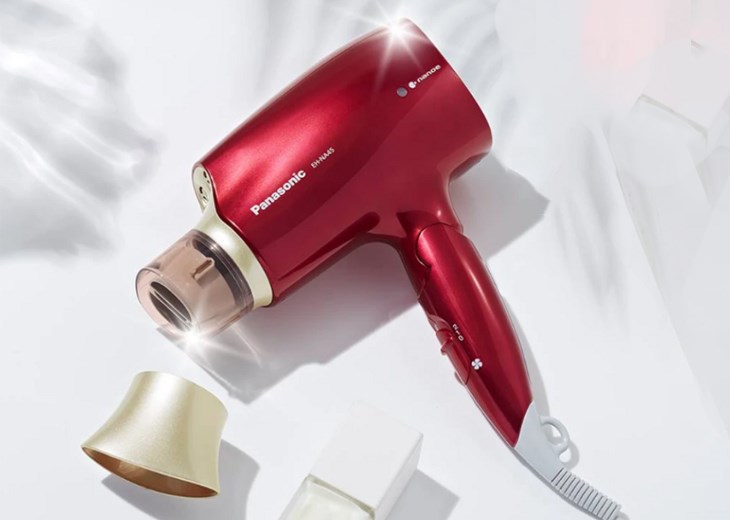 Chế độ kiểm soát nhiệt độ thông minh trên máy sấy tóc Panasonic giúp bạn sấy tóc với mức nhiệt lý tưởng nhất