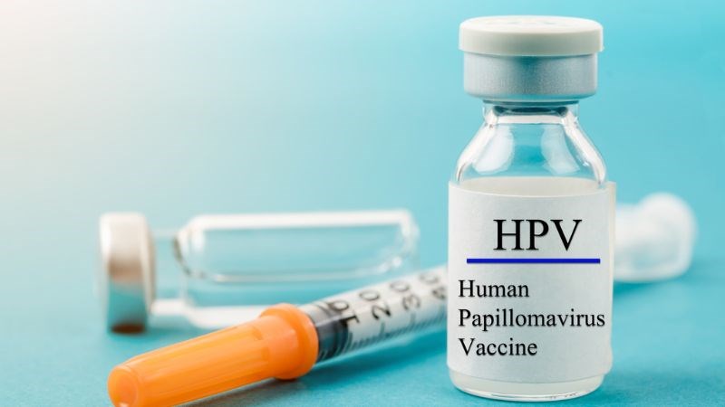 Phụ nữ trong độ tuổi sinh sản cần tiêm vắc xin HPV.