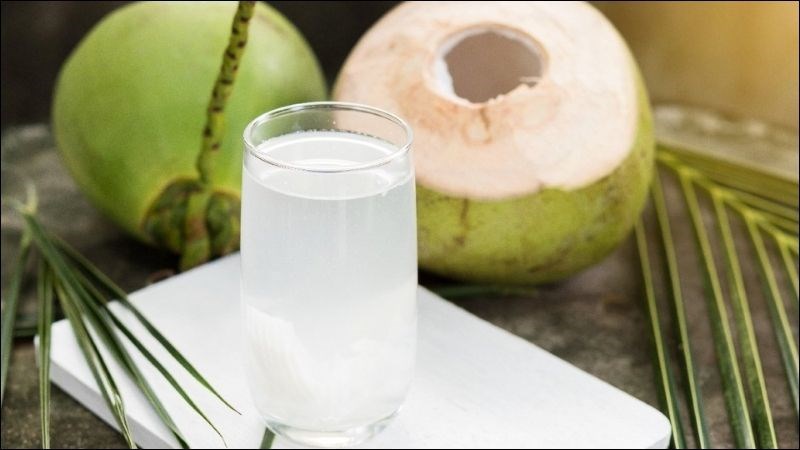 Nước dừa là thức uống giàu dinh dưỡng và các chất khoáng
