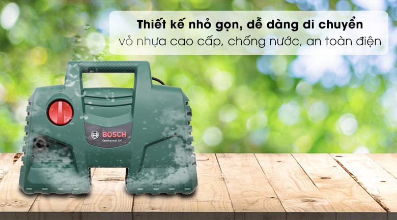Máy phun xịt rửa áp lực cao Bosch Easy AQT 100 LL 1100W nhỏ gọn có giá 2.404.000 VNĐ (cập nhật 09/2023, giá có thể thay đổi theo thời gian), phù hợp với nhiều phân khúc người dùng