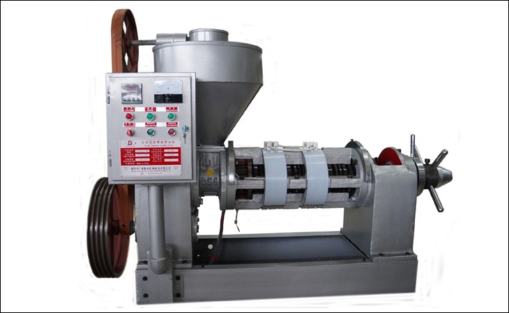 Máy ép dầu dùng điện 3 pha có công suất cao, cho phép sản xuất hàng loại với khối lượng lớn