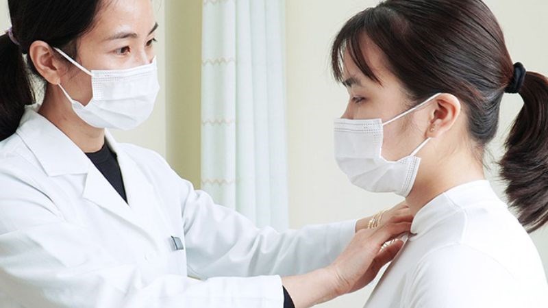 Bạn nên đến gặp bác sĩ khi phát hiện nổi hạch bất thường