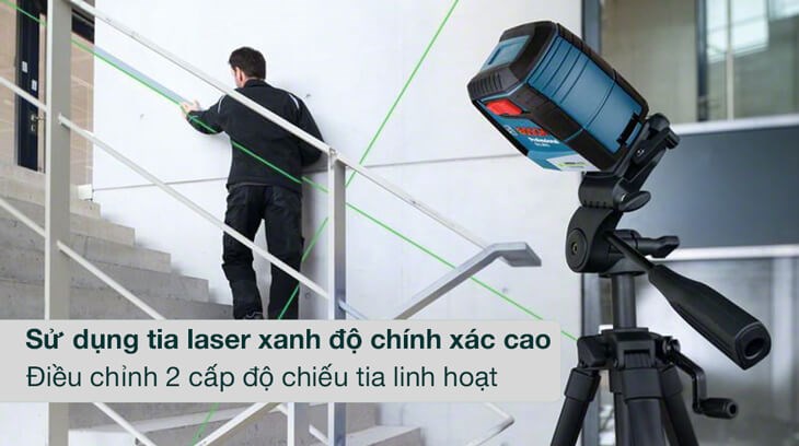 Máy cân mực laser Bosch GLL 30 G sử dụng tia laser màu xanh, phù hợp dùng ở ngoài trời