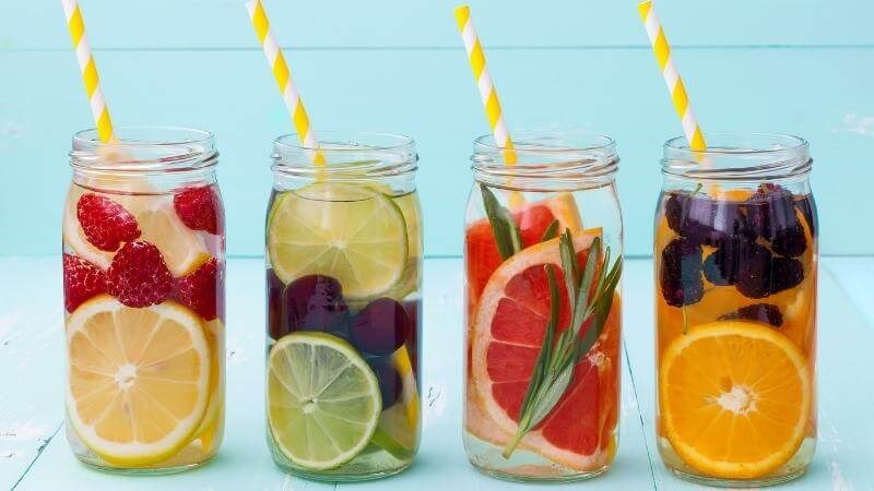 Nước detox từ các loại quả mọng