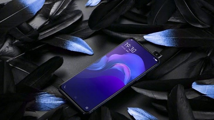 Funtouch OS cung cấp giao diện tối liền mạch, từ ứng dụng này sang ứng dụng khác