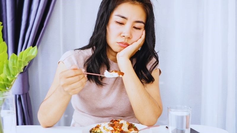 Người bệnh ung thư phổi luôn trong trạng thái chán ăn, mệt mỏi
