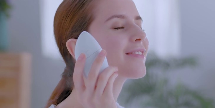 Máy xịt dưỡng ẩm Lifetrons phù hợp với hầu hết mọi loại da Máy xịt dưỡng ẩm Lifetrons phù hợp với hầu hết mọi loại da