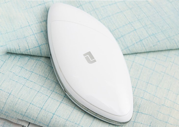 Máy xịt khoáng dưỡng ẩm Nano Lifetrons NS-400 giúp làn da của bạn được cấp ẩm kịp thời và nhanh chóng 