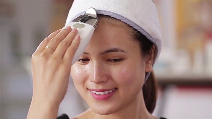Máy massage mặt mang đến cho bạn làn da sạch sâu, ngăn ngừa tình trạng viêm da hiệu quả