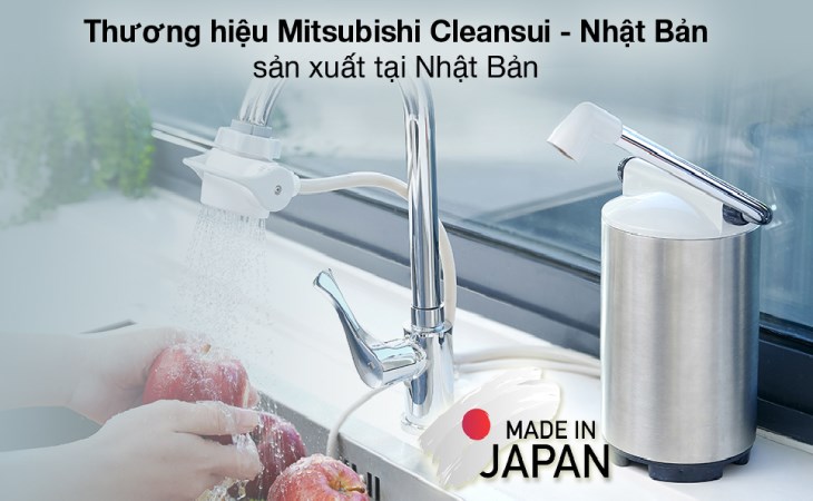 Thiết bị lọc nước trên bồn rửa Mitsubishi Cleansui ET201 có kiểu dáng gọn gàng, tạo điểm nhấn cho không gian sống