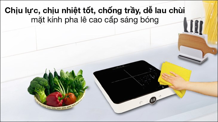 Bếp từ đơn Hafele HSI-21FW (536.61.990) sử dụng mặt kính pha lê cao cấp sáng bóng, chịu nhiệt hiệu quả, chịu lực tốt