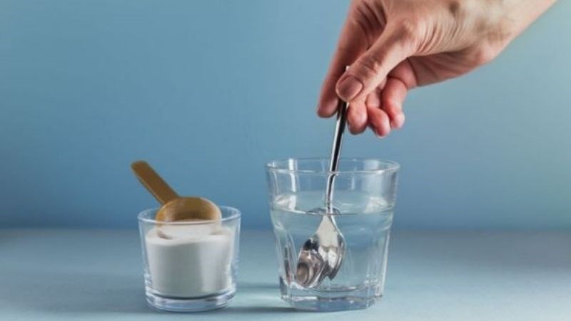 Thời điểm thích hợp mà bạn nên uống collagen là vào buổi tối