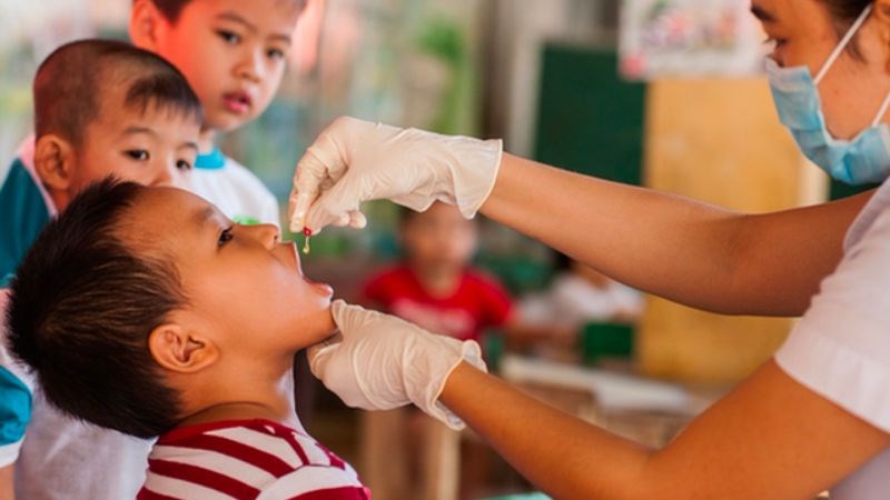 Nên cho trẻ bổ sung vitamin A đầy đủ để có thể phát triển cơ thể khoẻ mạnh hơn