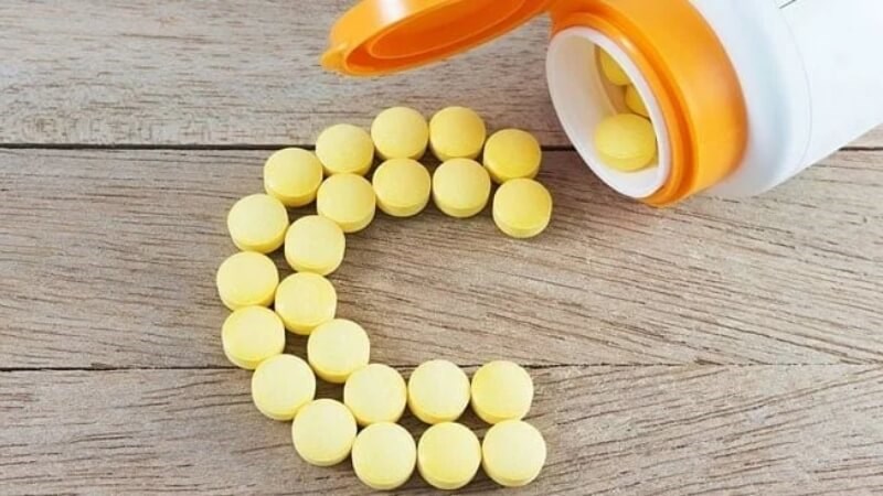 Bảo quản vitamin C ở nhiệt độ phòng, tránh ẩm hay nhiệt độ quá cao
