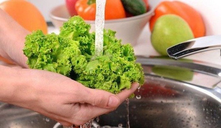 Rau xanh sau khi rửa bằng nước ion kiềm sẽ tươi ngon và loại bỏ các chất có hại cho sức khỏe