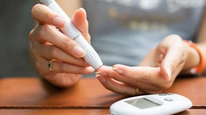 Bồ công anh giúp cải thiện độ nhạy của insulin từ đó kiểm soát đường huyết tốt hơn