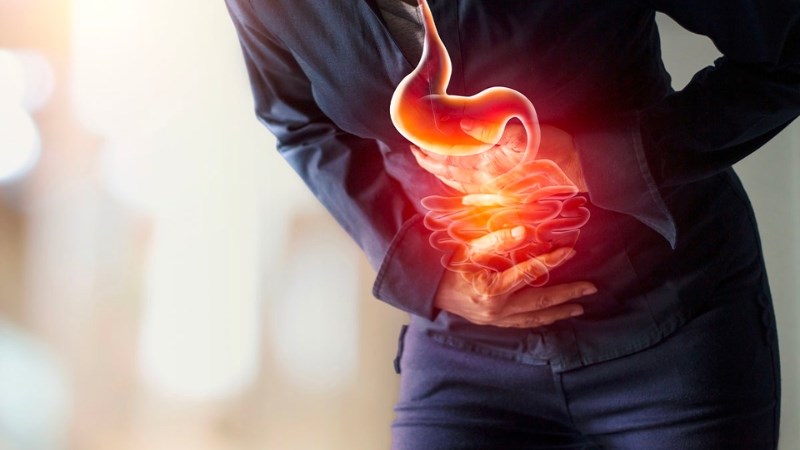 Người bị viêm loét dạ dày, tá tràng không nên dùng men tiêu hoá