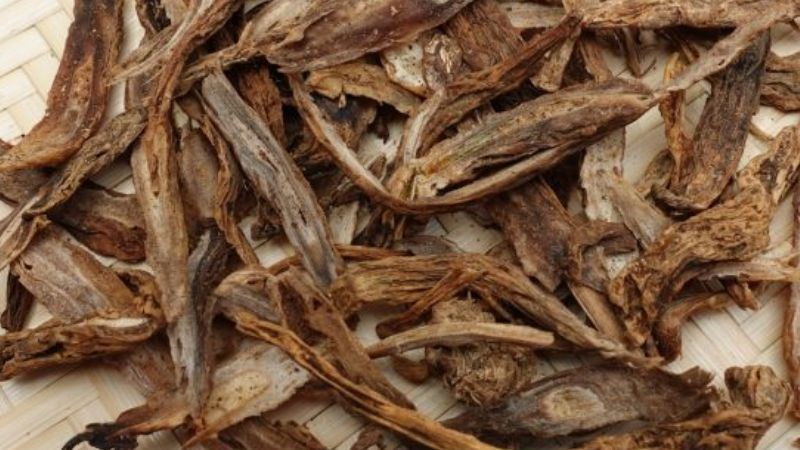 Rễ củ bách bộ có thể được chế biến, sử dụng dưới dạng khô và dạng cao lỏng