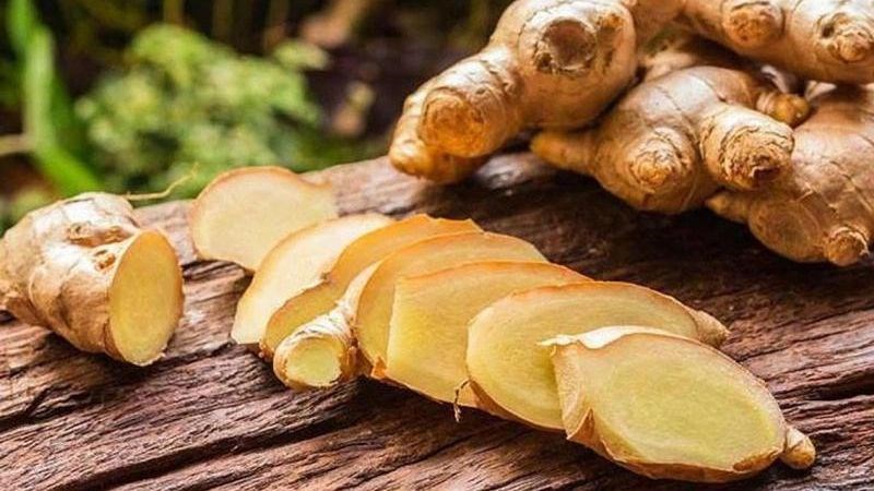 Gừng giúp làm dịu niêm mạc dạ dày và làm giảm cảm giác khó chịu do say tàu xe