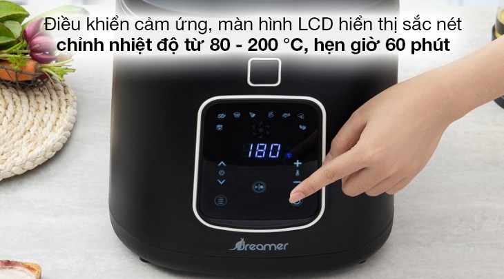 Nồi chiên không dầu Dreamer DF-S40B 3.5 lít sử dụng bảng điều khiển cảm ứng kèm màn hình LCD hiển thị sắc nét, dễ dàng tùy chỉnh