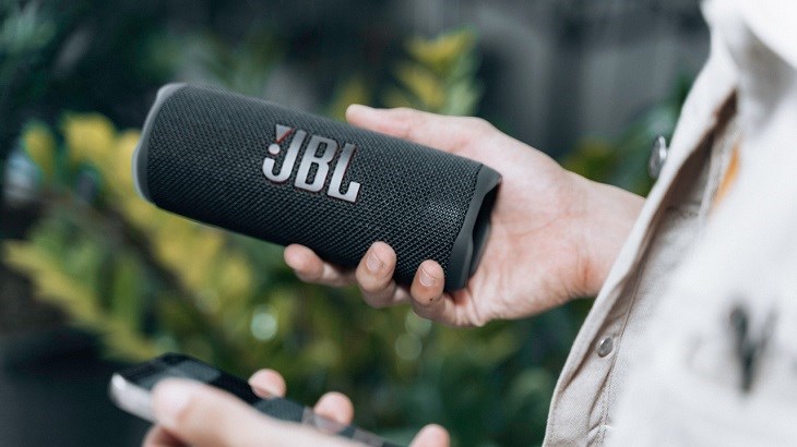 Loa Bluetooth JBL Flip 6 đáp ứng tốt nhu cầu giải trí cá nhân với chất lượng âm thanh vượt trội