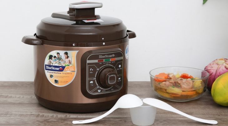 Nồi áp suất điện BlueStone PCB-5629 5 lít  với dung tích dùng 5 lít thích hợp cho nhu cầu sử dụng thông thường tại gia đình