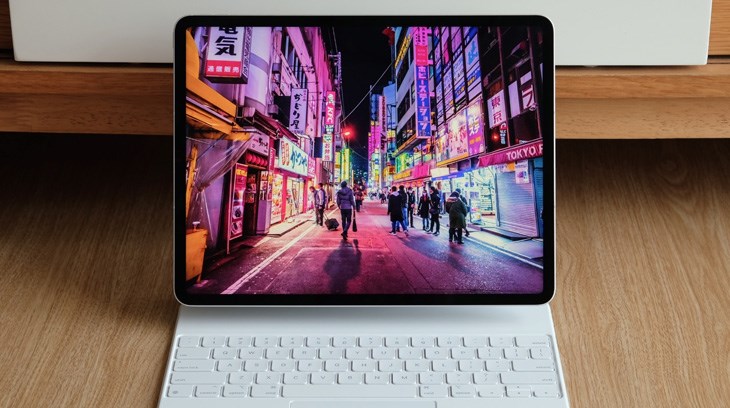 Máy tính bảng iPad Pro M1 12.9 inch WiFi đạt mức dung lượng 1 TB để người thoả sức lưu trữ hình ảnh và ứng dụng