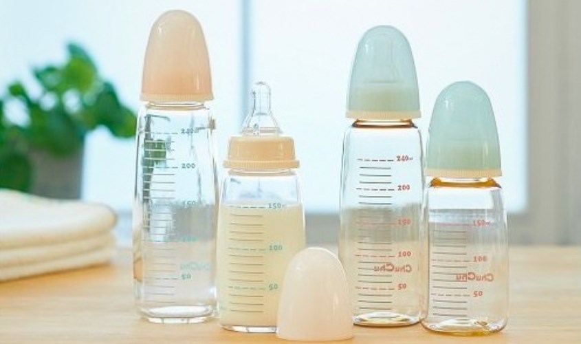 Bình sữa thủy tinh Chuchu Baby G cổ hẹp 240 ml (0 - 18 tháng)