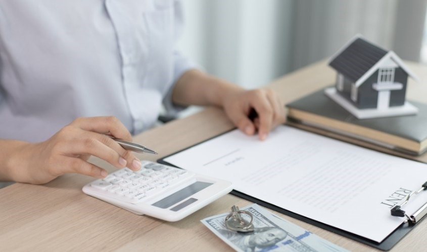 Mẹ có thể lựa chọn máy hâm sữa có giá cả phù hợp tại AVAKids