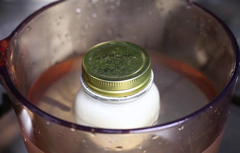 Không ăn sữa chua đã được hâm nóng