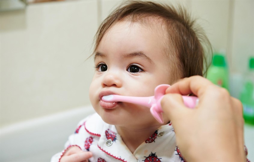 Súc miệng ngay sau khi ăn sữa chua