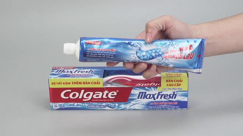 Kem đánh răng Colgate 