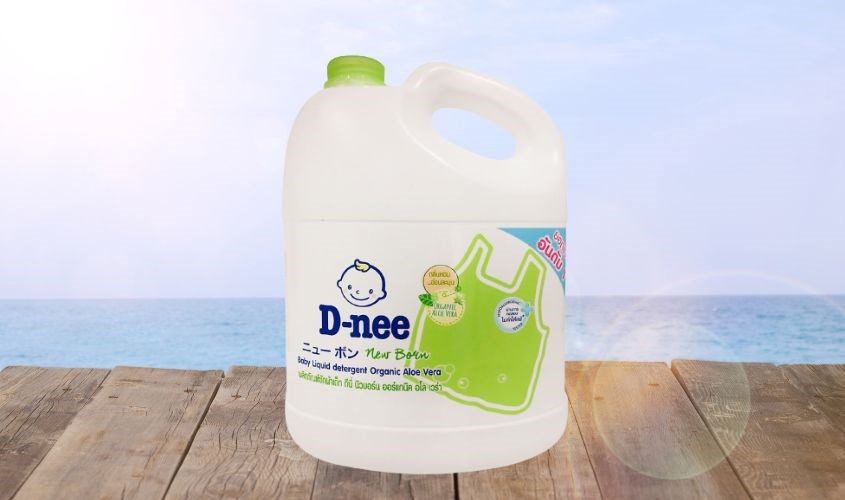 Nước giặt quần áo cho bé D-nee Xanh Lá hương nha đam can 3 lít Nước giặt quần áo cho bé D-nee Xanh Lá hương nha đam can 3 lít