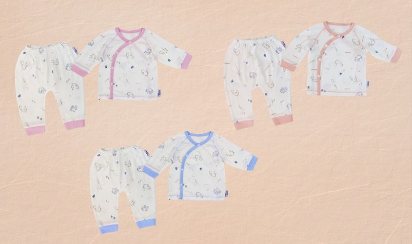 Bộ tay dài cài chéo màu trắng in họa tiết BabyMommy - Màu ngẫu nhiên Bộ tay dài cài chéo màu trắng in họa tiết BabyMommy - Màu ngẫu nhiên