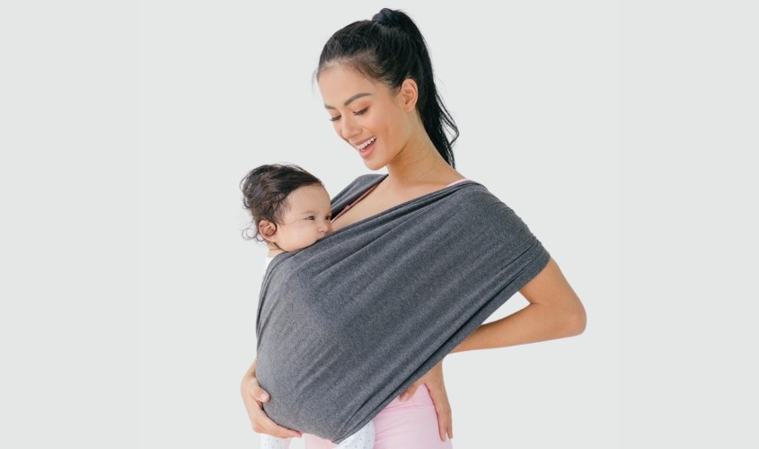 Địu em bé dạng túi vải cho các bé dưới 9 tháng tuổi