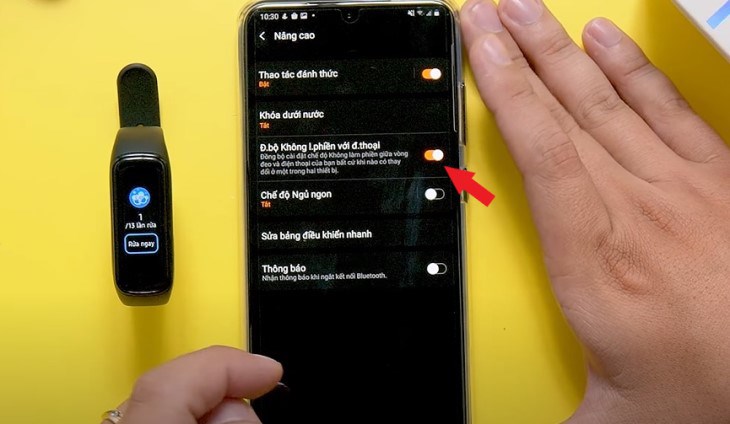 Đồng bộ không làm phiền với điện thoại