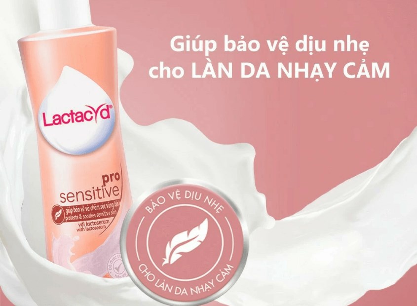 Dung dịch vệ sinh phụ nữ Lactacyd Pro Sensitive hương dịu nhẹ 250 ml