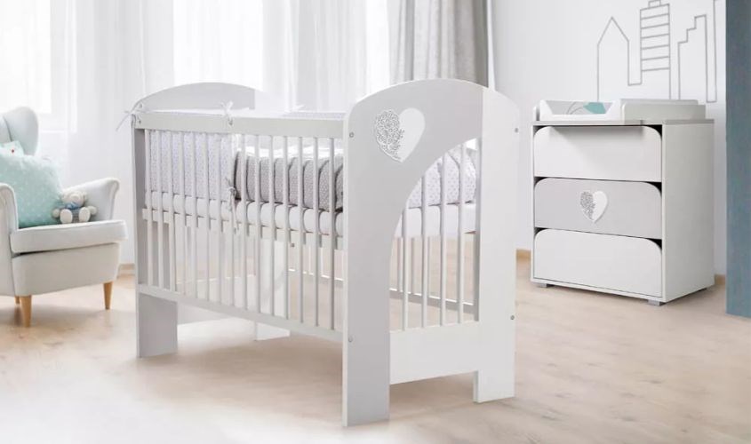 nôi cũi giúp bé có cảm giác an toàn và có giấc ngủ sâu thoải mái hơn