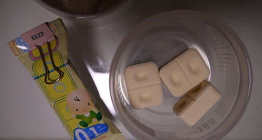 Nên bọc kín lại sữa Meiji thanh khi chưa sử dụng hết