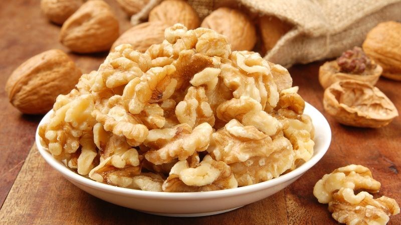 Ăn hạt óc chó giúp hỗ trợ sức khỏe sinh sản nam giới