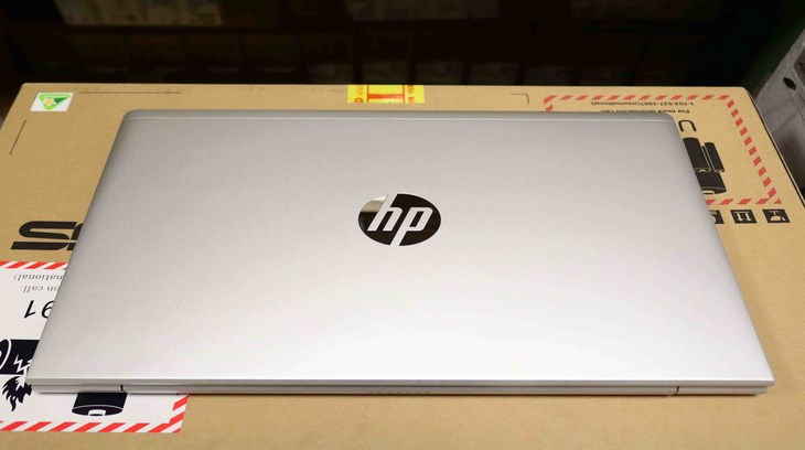Laptop HP có thiết kế hiện đại và  đa dạng mẫu mã