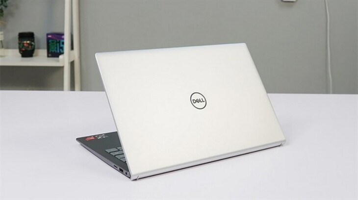 Laptop Dell có pin trâu hoạt động bền bĩ và ổn định