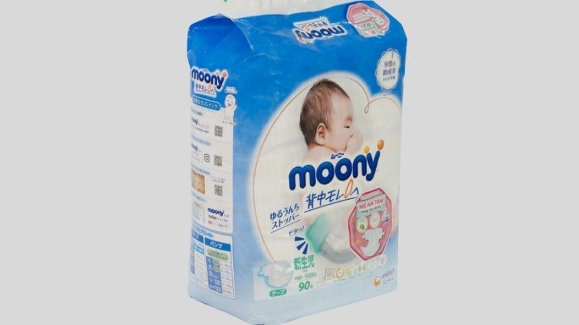 Tã dán Moony size NewBorn 90 miếng (Dưới 5 kg)