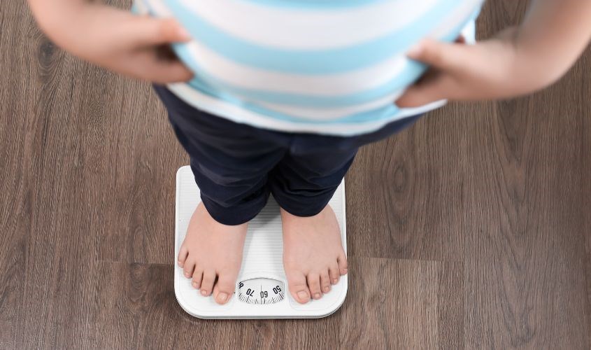 Uống sữa Nan Supreme bé sẽ tăng cân một cách đều đặn