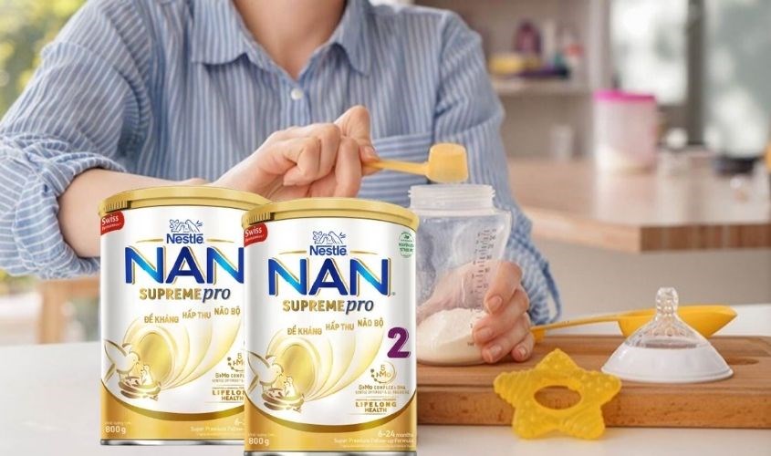 Pha sữa NAN Supreme cho bé theo đúng liều lượng khuyến nghị