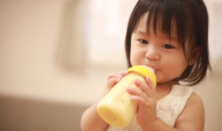 Chọn sữa nên dựa trên khả năng tài chính